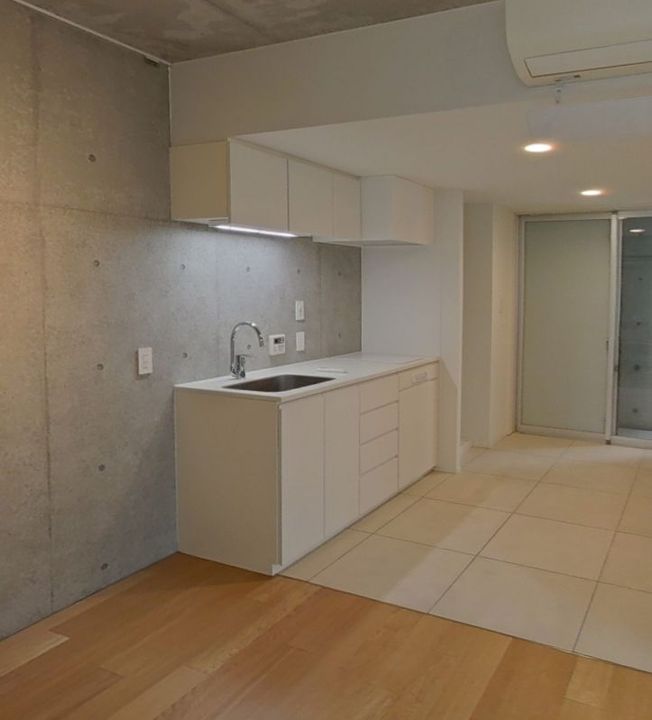 東京都港区赤坂6(マンション)の賃貸物件のキッチン