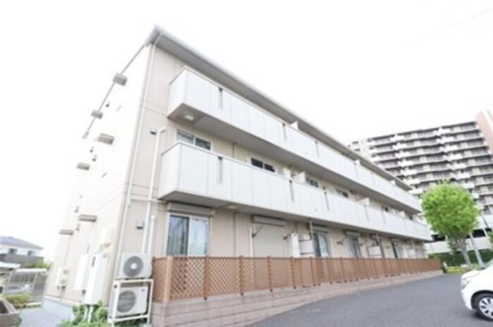 クレーストSの外観