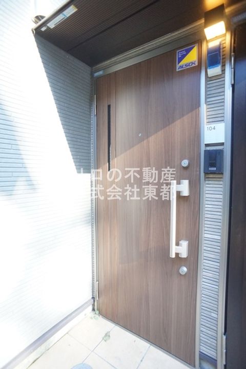コンフォルトVIIの玄関
