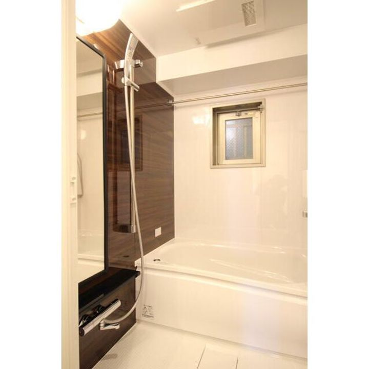 エイルマンション水道町IIロゼアの風呂