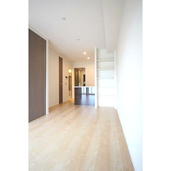 エイルマンション水道町IIロゼアの居間