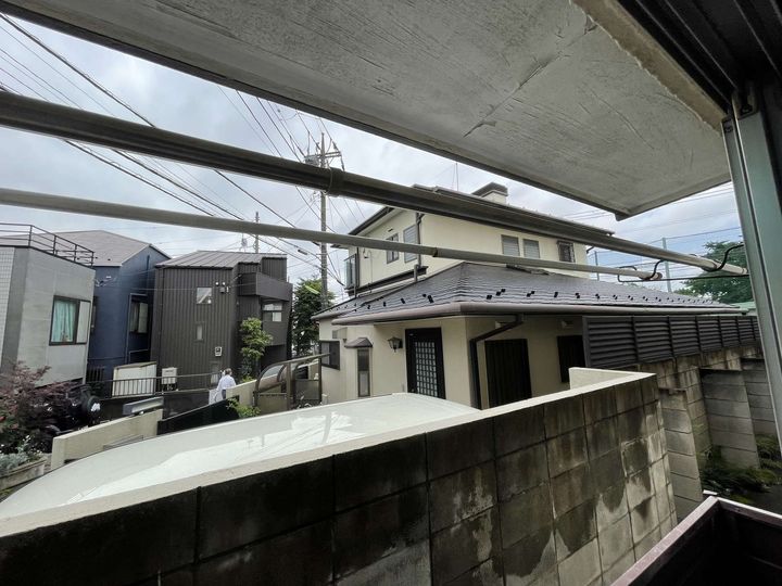 東京都世田谷区駒沢4(アパート)の賃貸物件の玄関