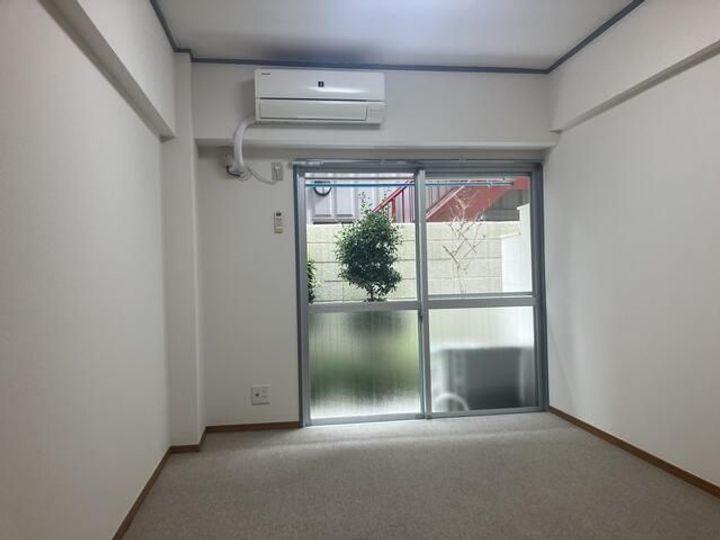 東京都杉並区高円寺北2(マンション)の賃貸物件の居間