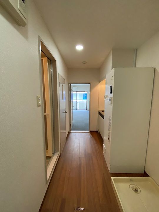 メゾン近松の玄関