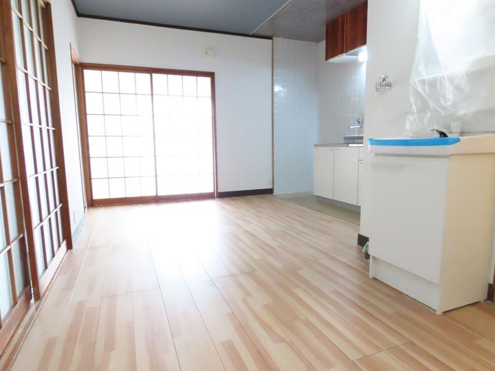 長崎県長崎市曙町(アパート)の賃貸物件の居間