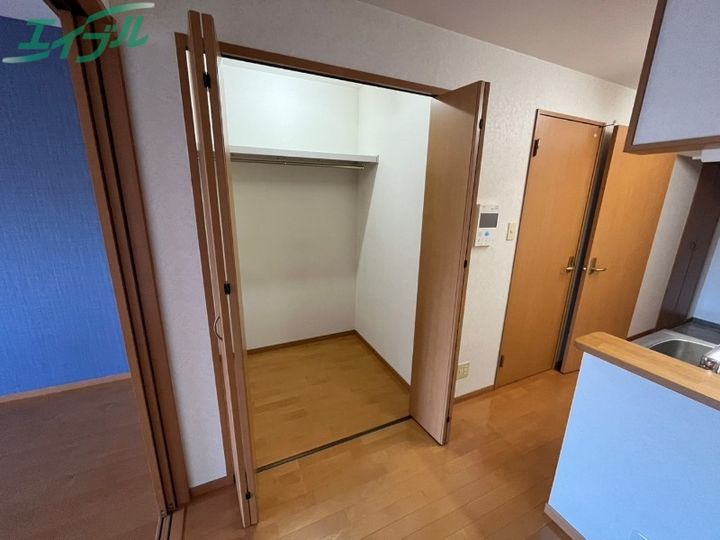 タウンエステート西浦の内装
