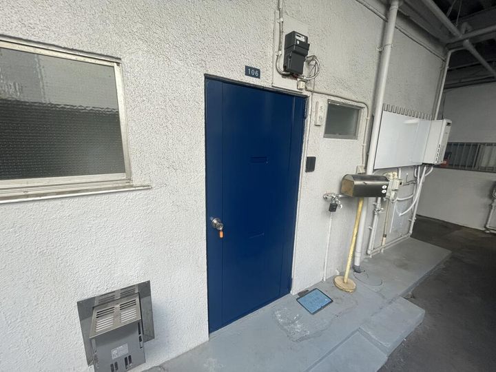 マンション豊島の玄関