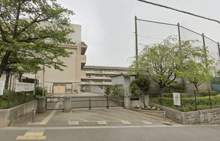 サニープレイス中山の周辺
