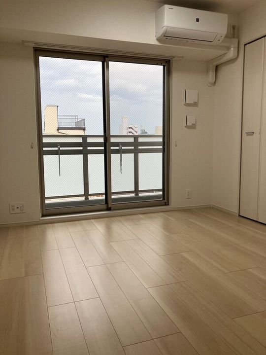 大阪府大阪市生野区中川西1(マンション)の賃貸物件の居間