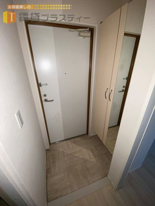 ラピスラズリの玄関