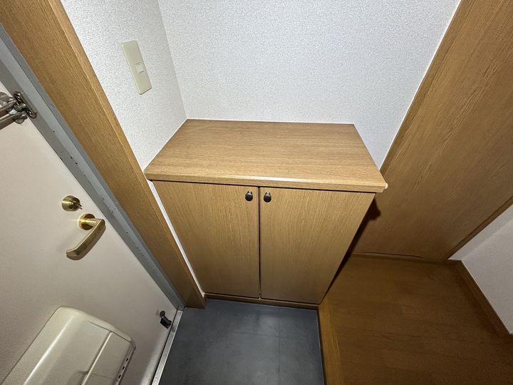 サンヒルズ浮島の玄関