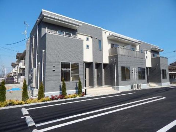 サン・リュミエールの外観