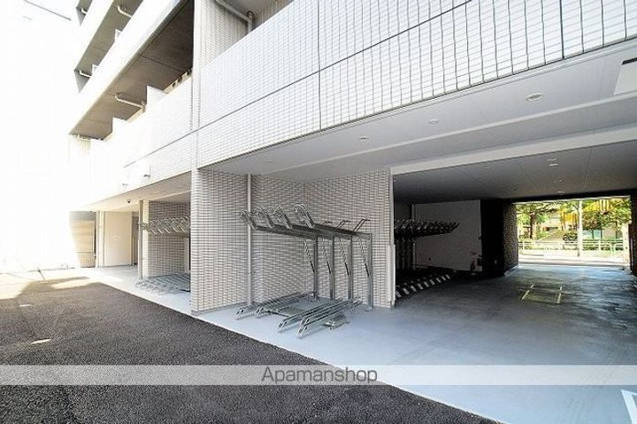 東京都台東区松が谷3(マンション)の賃貸物件の地図