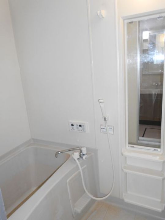 埼玉県坂戸市南町(アパート)の賃貸物件の風呂