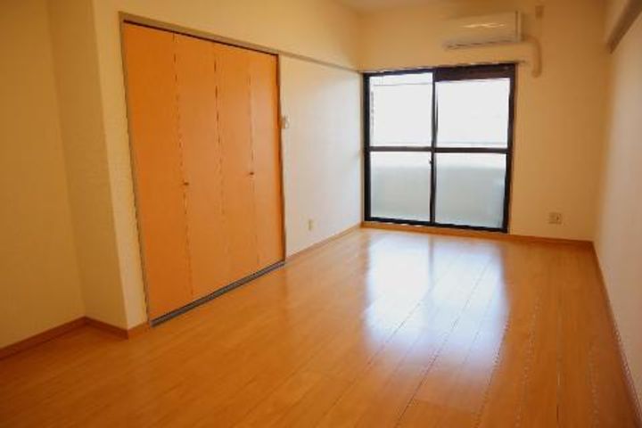 USA壱番館の居間