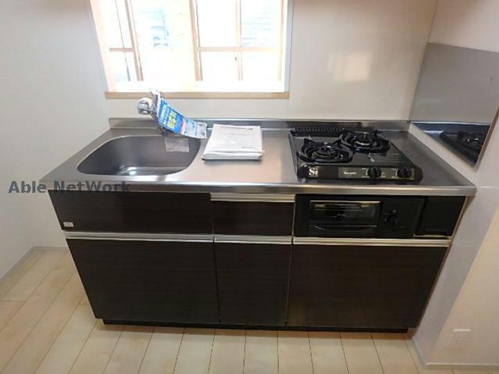 ラ・ペジーブル新町のキッチン