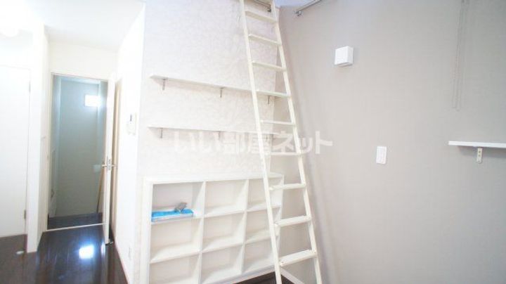 ボナールIIの内装