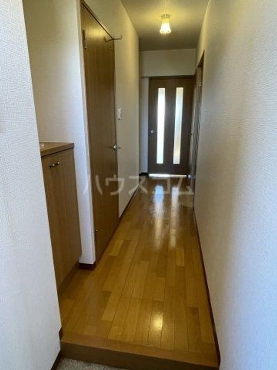 ゴールドヴィレッジIIの玄関