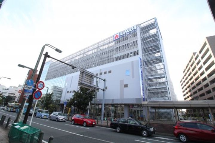 ブルースカイ湘南の周辺