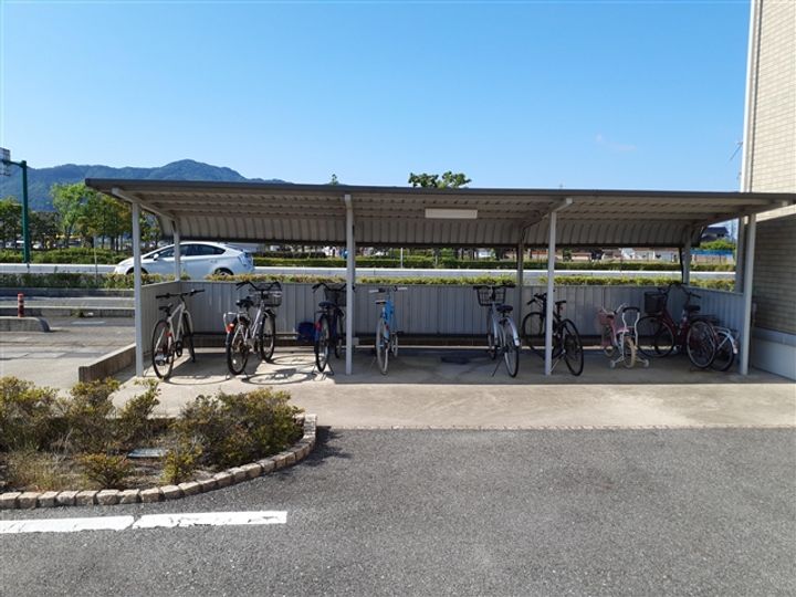 リビングタウン中野美保南 A棟の地図