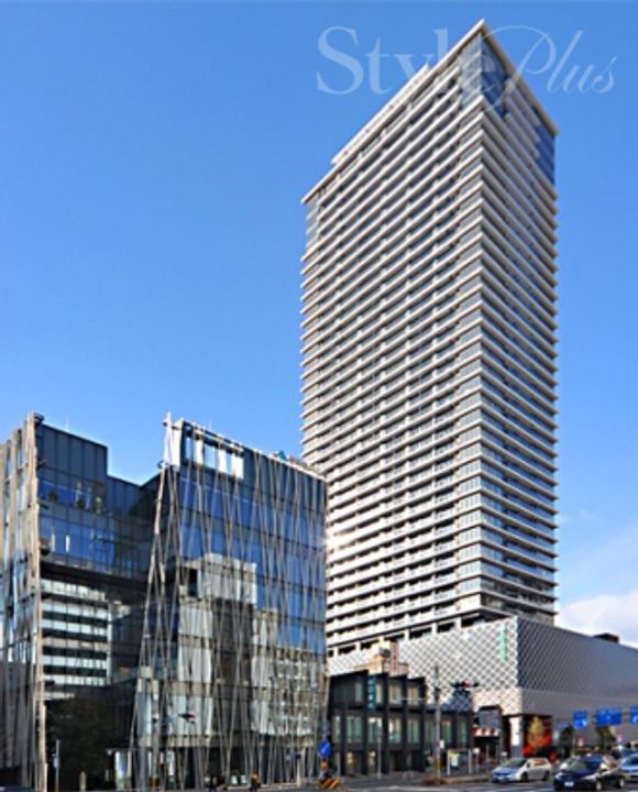 グランドメゾン御園座タワーの外観