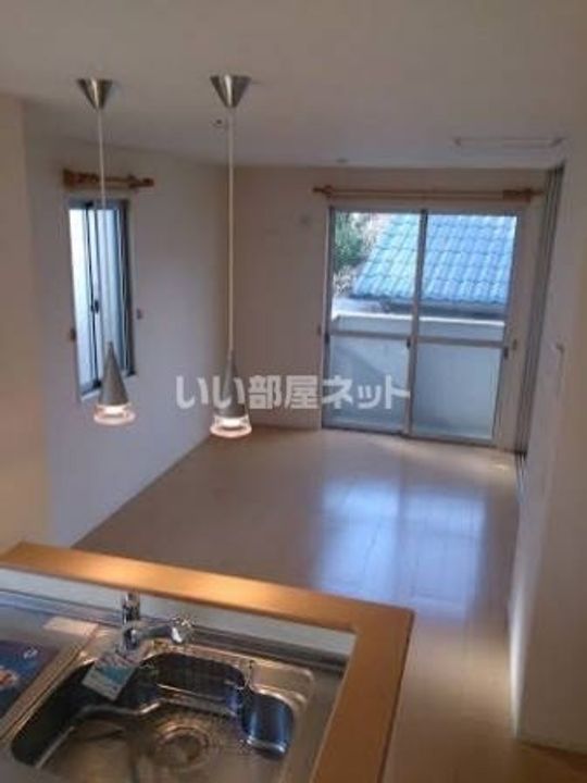兵庫県神戸市東灘区本山北町1(アパート)の賃貸物件の居間
