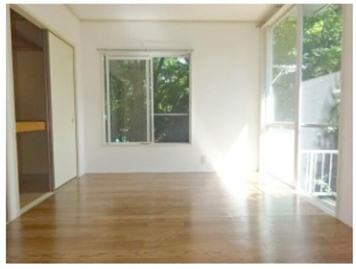 神奈川県横浜市保土ヶ谷区霞台(アパート)の賃貸物件の居間