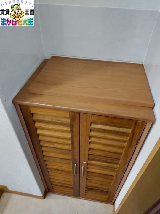 サンロイヤルIIIの玄関