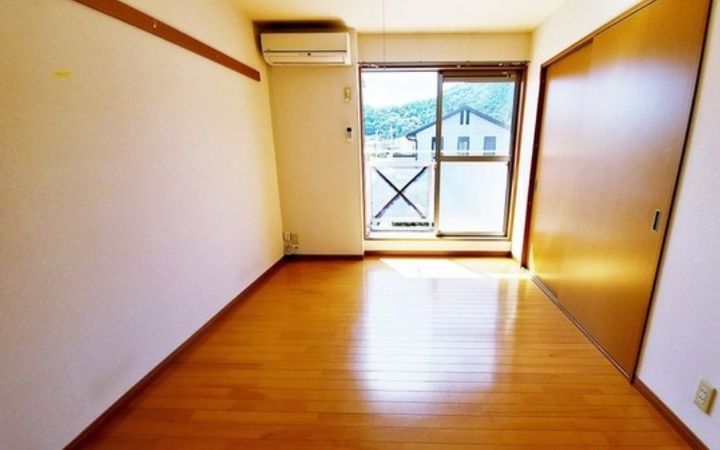 滋賀県草津市渋川2(一戸建)の賃貸物件の居間