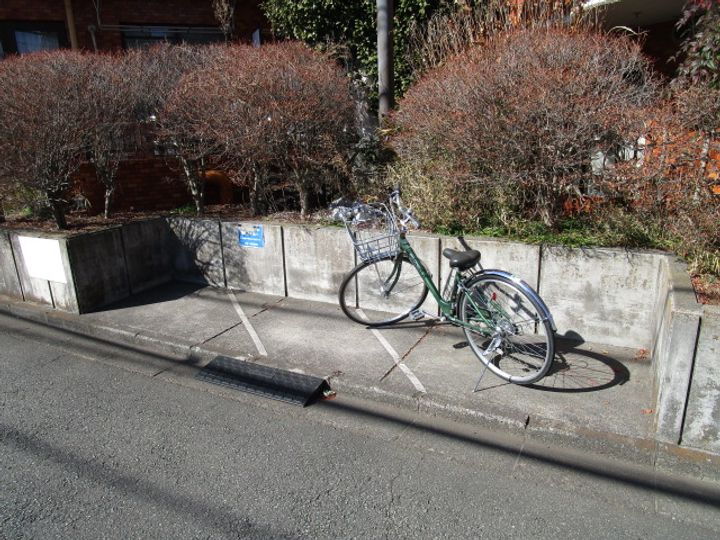府中ハイツ美好町の地図