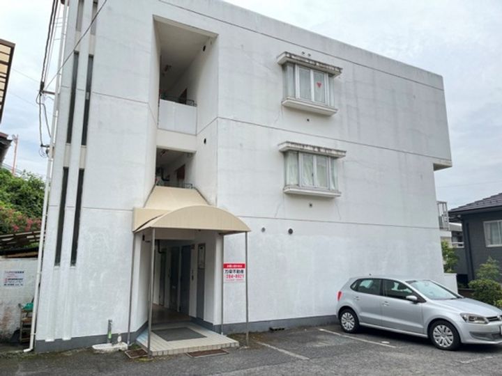 スプリングコートの外観