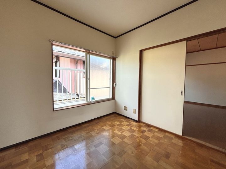 ハイツ橘の居間