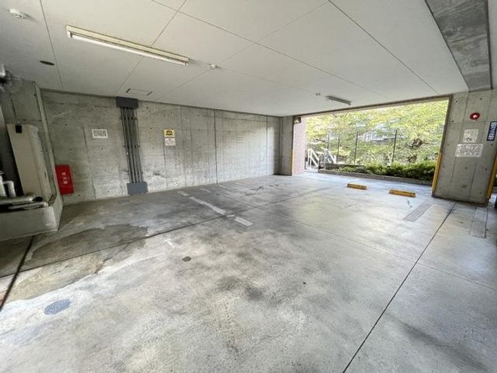 東京都多摩市鶴牧1(マンション)の賃貸物件の地図