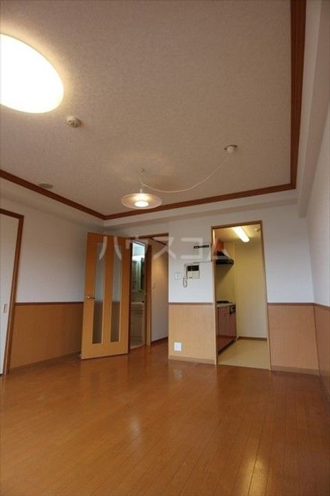 グリーンシティー五番館の居間