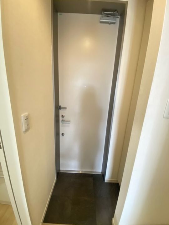 PLOVER MAISONの玄関