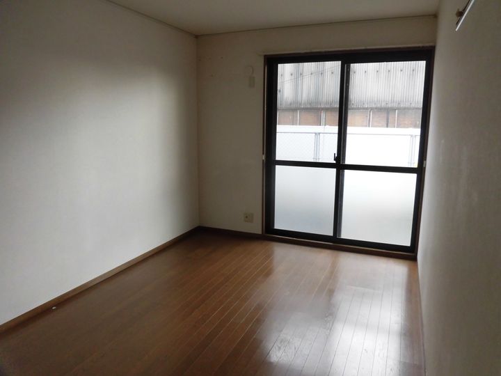 レジデンスKAWASAKIの居間