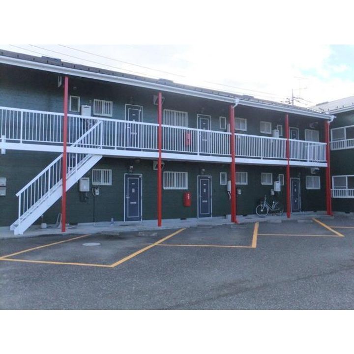 ライオンズパレスIIIの外観