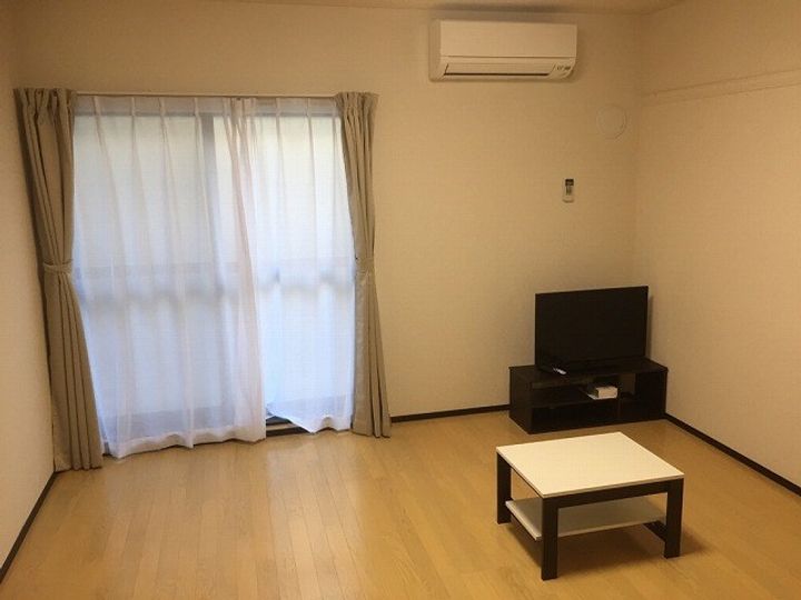 東京都立川市栄町6(アパート)の賃貸物件の居間