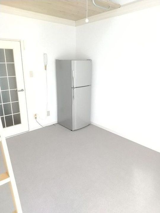 レオパレス西浜第2の居間