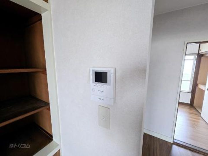 岡マンションの内装