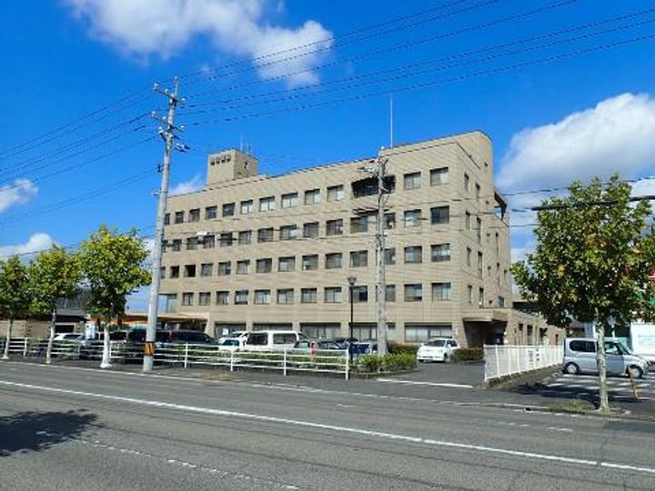 岡マンションの周辺