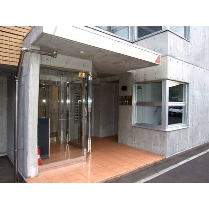 カーサカーライルの外観