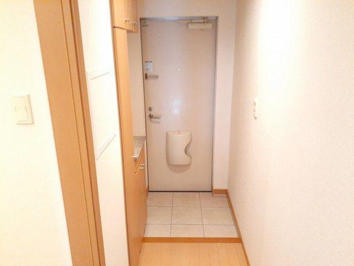 愛知県名古屋市守山区竜泉寺2(マンション)の賃貸物件の玄関