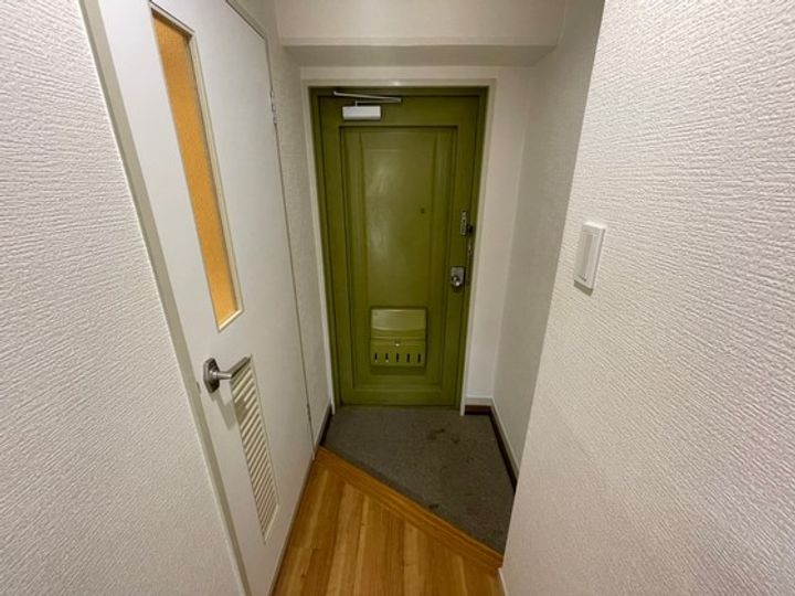 クライスタウの玄関