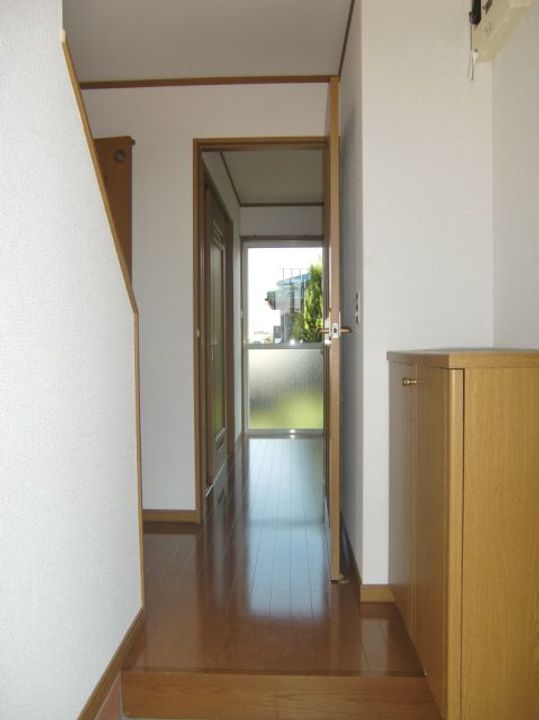 グランディス花水木 Aの玄関