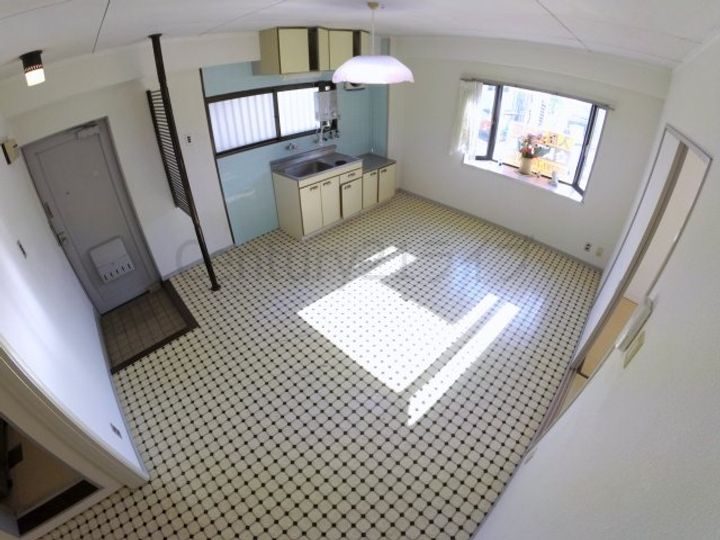 メゾン三宅1の居間