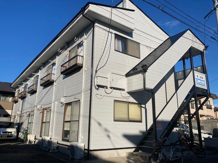 第二鎌長コーポの外観