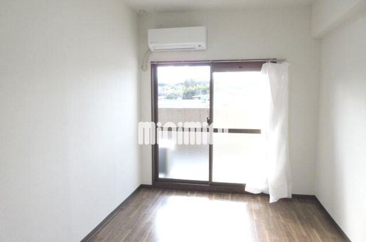 ARTRAマンション A棟の内装