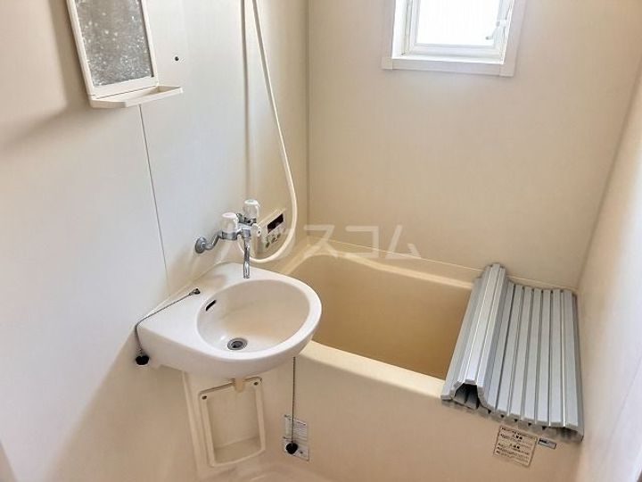 メゾンドカワグチの風呂