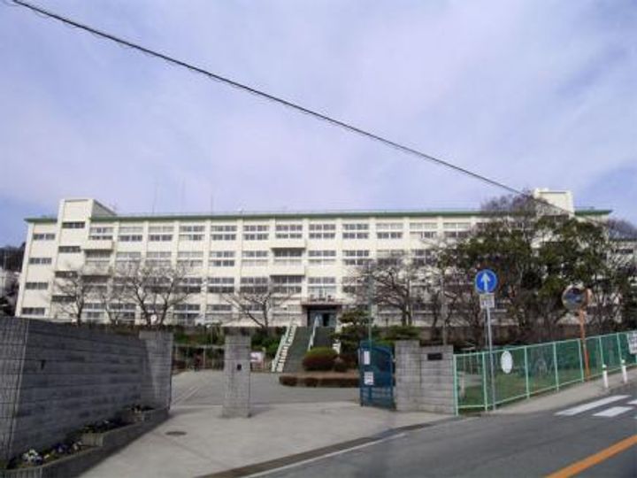 兵庫県川西市花屋敷1(一戸建)の賃貸物件の周辺